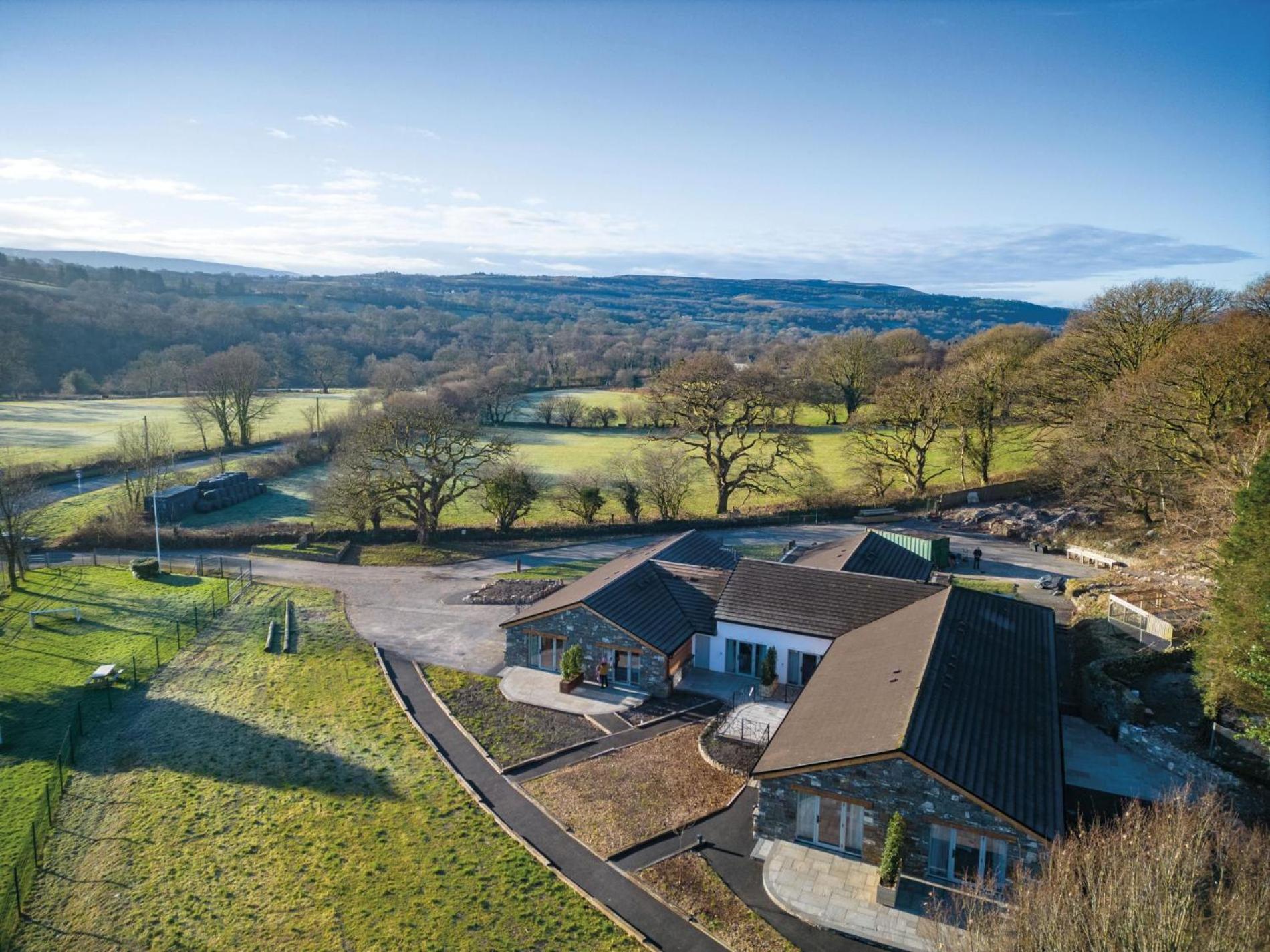 Suite 9 - Sleeping Giant Hotel - Pen Y Cae Inn Brecon Bagian luar foto